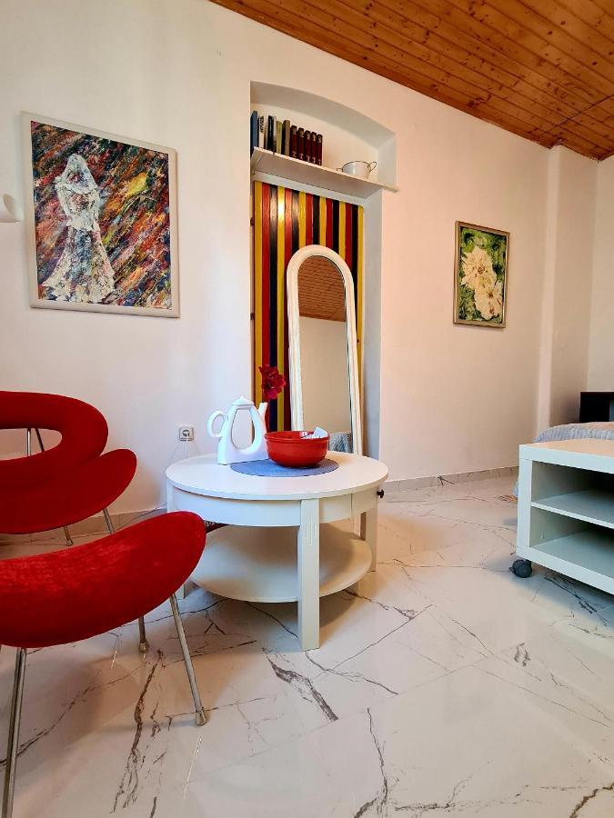 Yellow, Red & Blue Apartment Split Ngoại thất bức ảnh